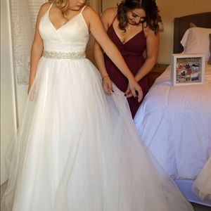 David’s bridal size 10 Wedding dress